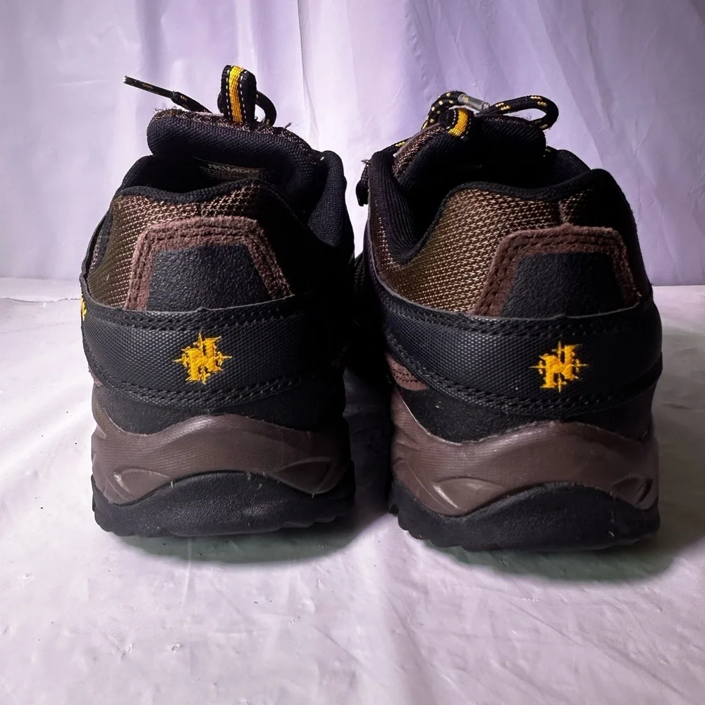 Nevados Brown and Black Men's Boat Shoes